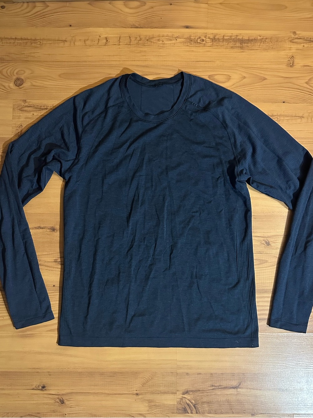 Men's M Lululemon Metal Vent Tech Long Sleeve Shirt